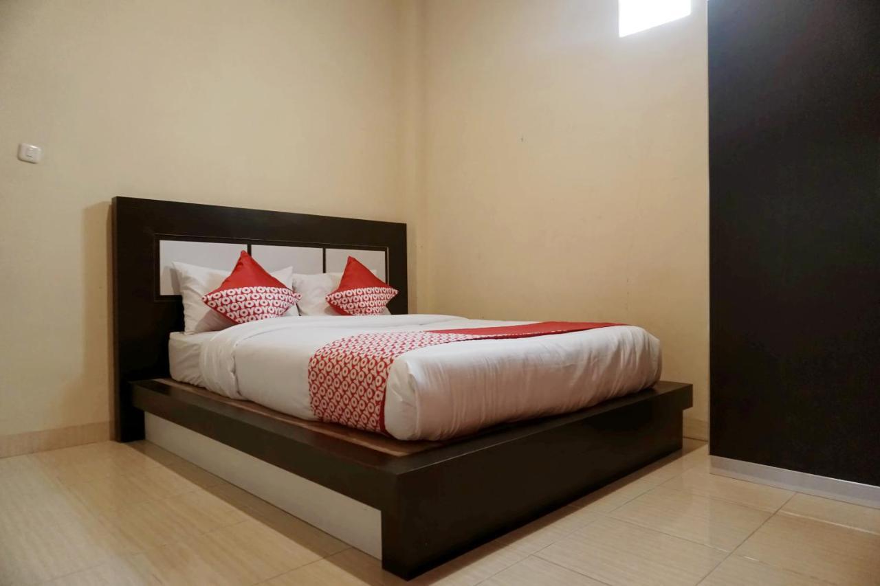 Oyo 1394 Rumaisa Homestay Syariah بيكانبارو المظهر الخارجي الصورة