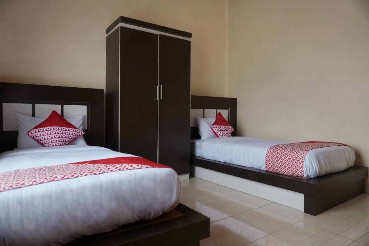 Oyo 1394 Rumaisa Homestay Syariah بيكانبارو المظهر الخارجي الصورة