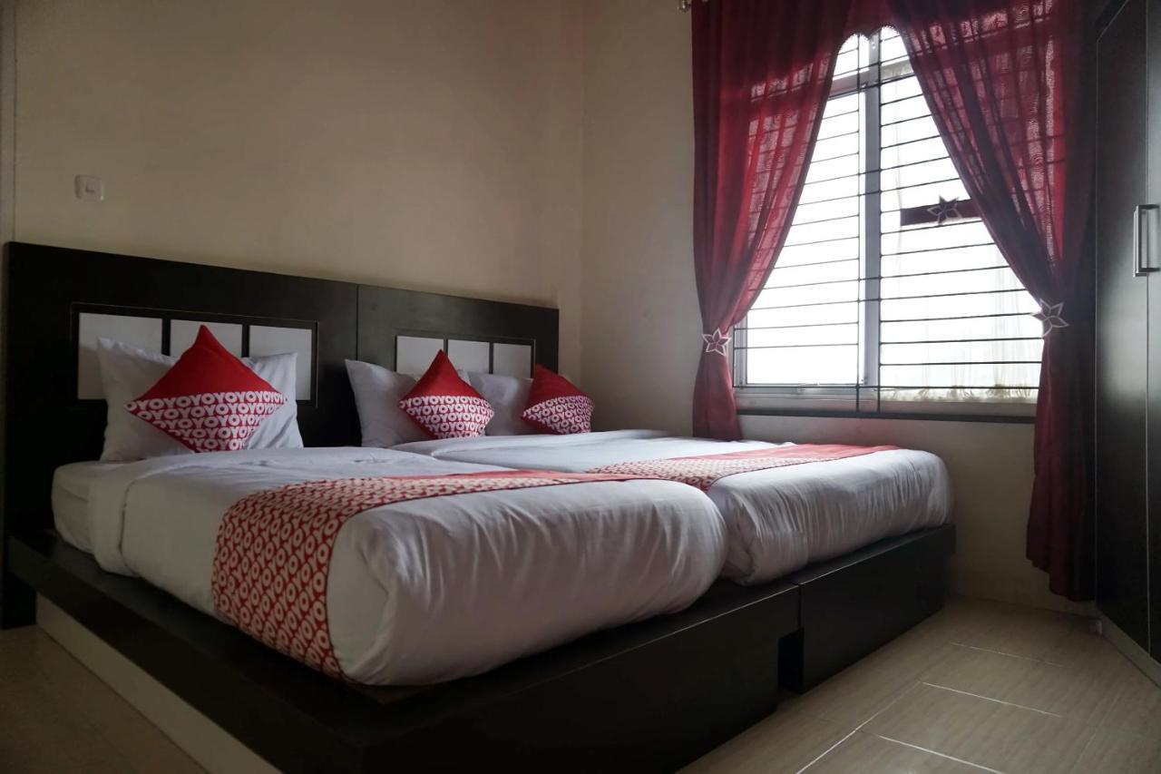 Oyo 1394 Rumaisa Homestay Syariah بيكانبارو المظهر الخارجي الصورة