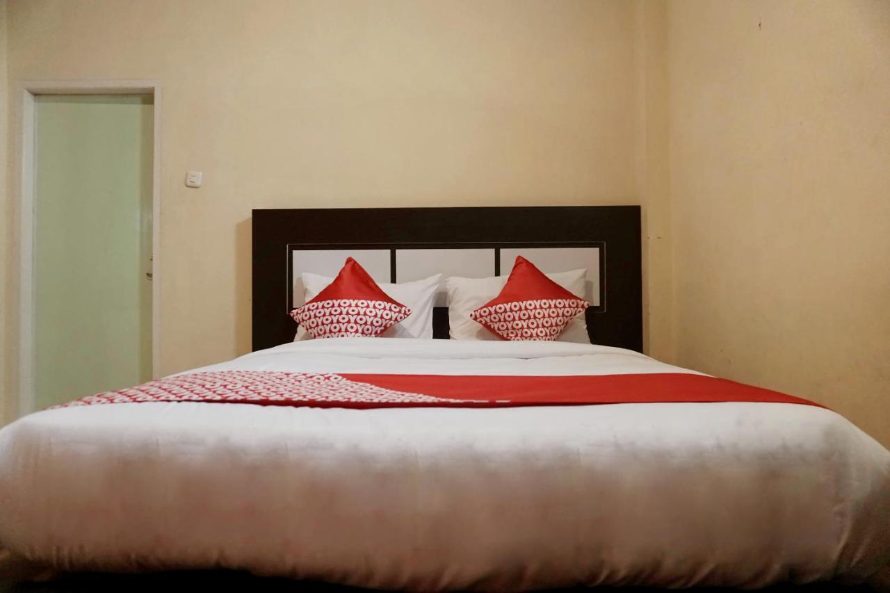 Oyo 1394 Rumaisa Homestay Syariah بيكانبارو المظهر الخارجي الصورة